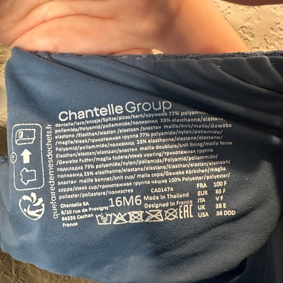Chantelle Group Blue Lightly Padded Adjustable Bra - Size 38DDD - EUC - Picture 4 of 6